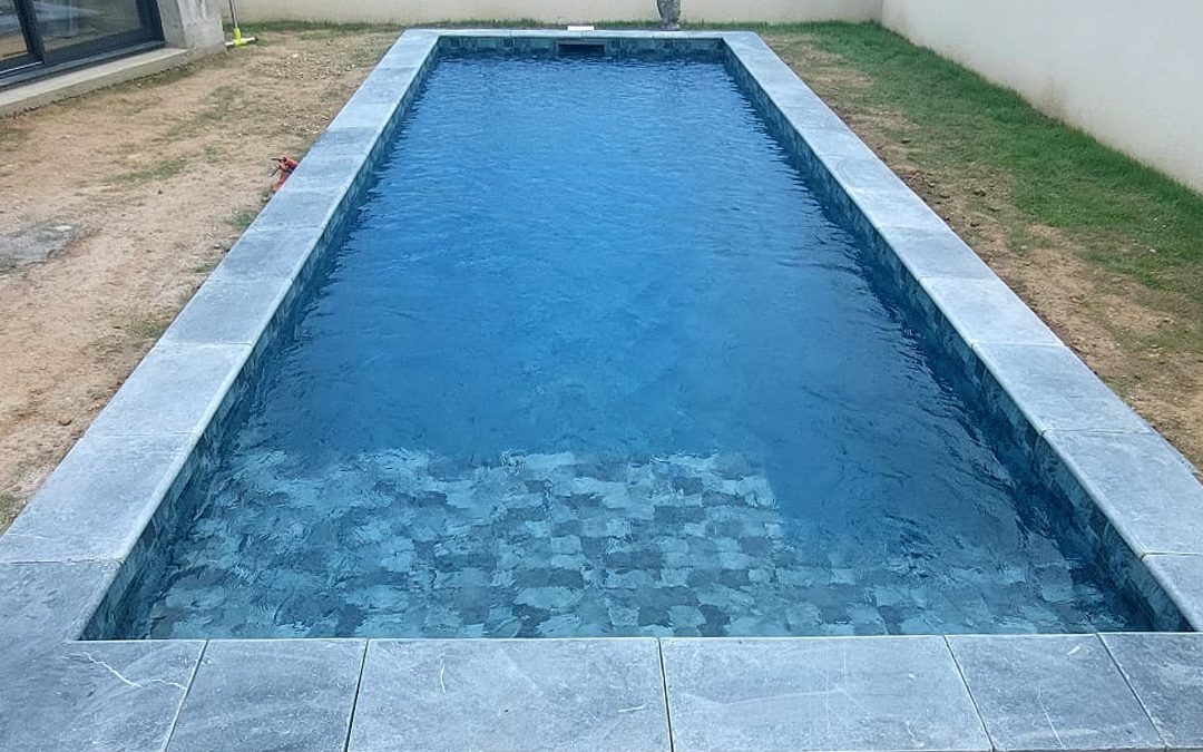 Construction d’une piscine et d’un pool house à Colombier-Saugnieu